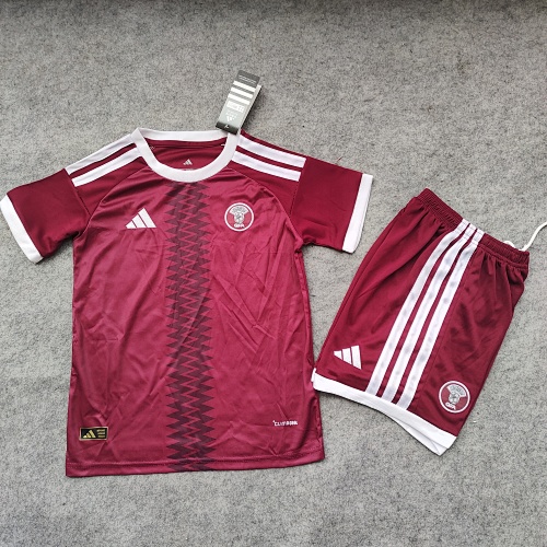 Kit Match Qatar Domicile 2627